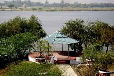 Samaspur Bird Sanctuary